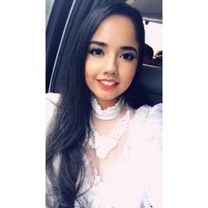 Meet your Posher, Abigail